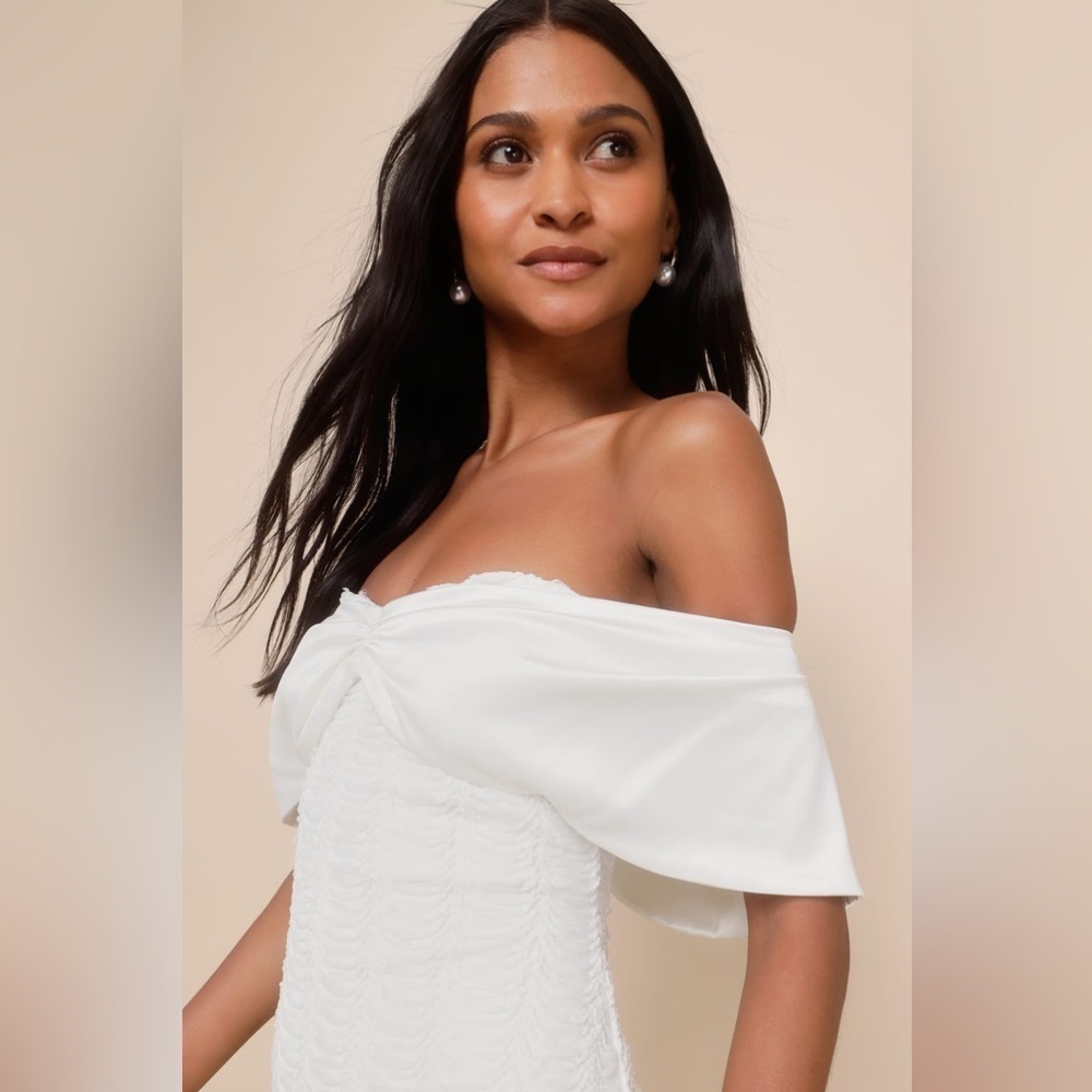 Lulus Quite Delightful White Lace Off-the-Shoulder Bodycon
Mini Dress - Picture 3 of 5